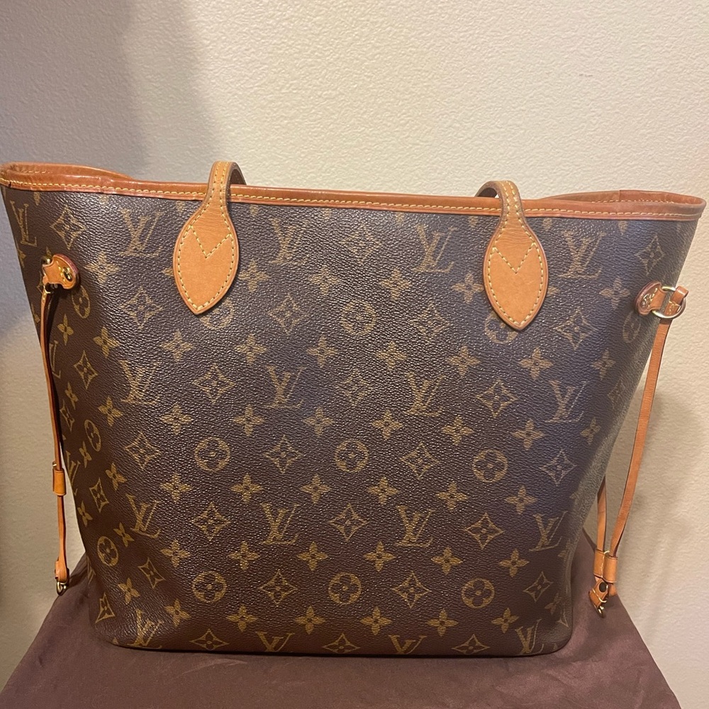Louis Vuitton Neverfull MM monogram